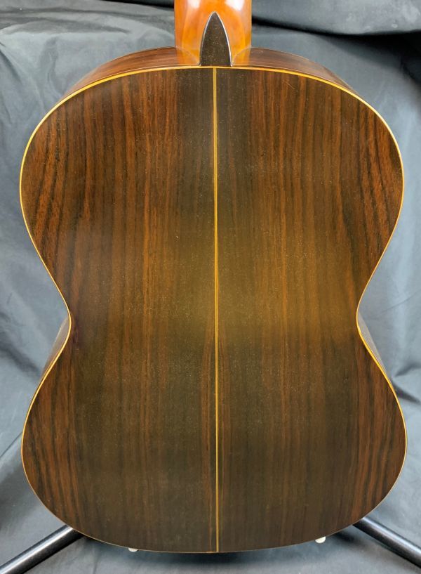 0u1k39-014 Abe gut 65D クラシックギター ハードケース付き 阿部保夫