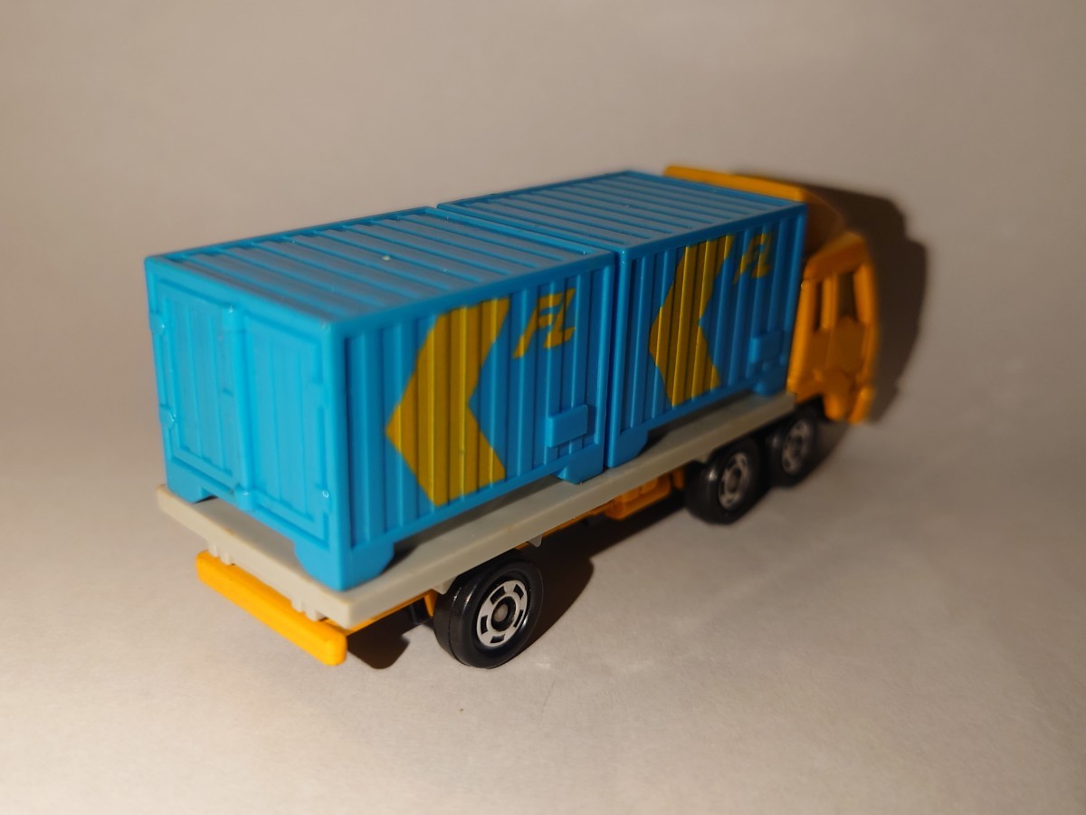 ○絶版トミカ 赤箱 74番 三菱ふそうコンテナトラック 日本製○(商用車