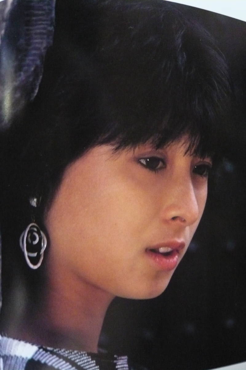 河合奈保子生写真　★当時物★1983年 河合奈保子 写真集 