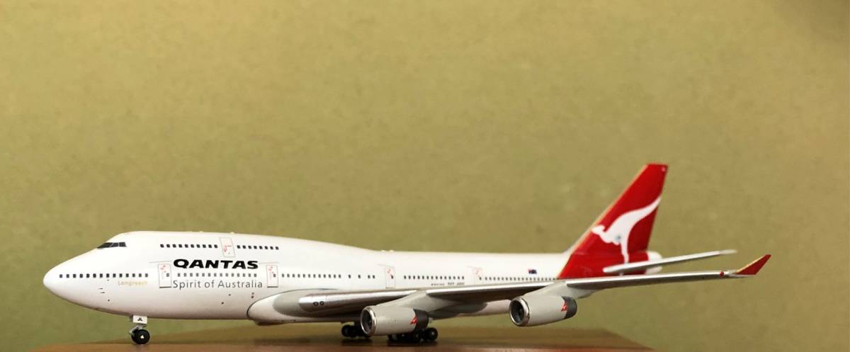 カンタス航空 1⁄400 Gemini A380-841 QANTAS GJ70670 GEMINI JETS
