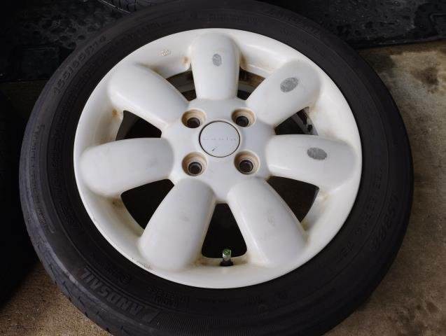 ダイハツ　ラパン　純正ホイールタイヤ　4本155/65R14 タイヤ製年2025 SUZUKI純正 ホイール ラパン 14×4.5J＋45 PCD100/4H 白色 タイヤ