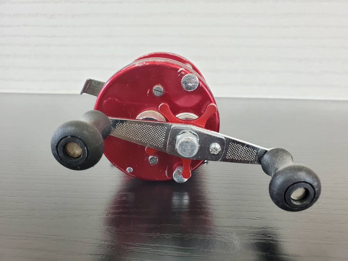 ☆アブガルシア アンバサダー 6000 c ビンテージ リール レッド Abu