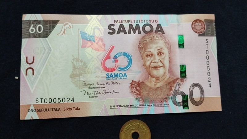 未使用　サモア　6月最新発行高額　独立初紙幣60年記念　60タラ