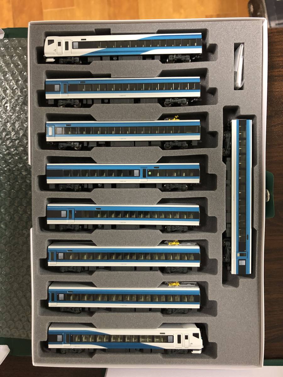 10-1613 10-1614 E257系2000番台2500番台「踊り子」 10-1613 10-1614 E257系2000番台2500番台「踊り子」 KATO 10-1614 E257