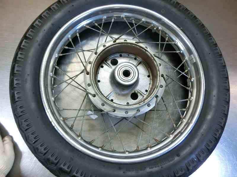 CB750Four D.I.D リアホイール 18インチ タイヤサイズ4.25/4.60-18 