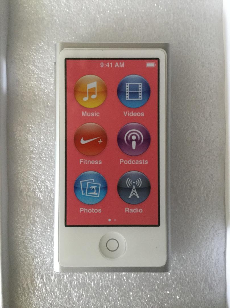 iPod nano 第7世代 本体 16GB シルバー 未使用