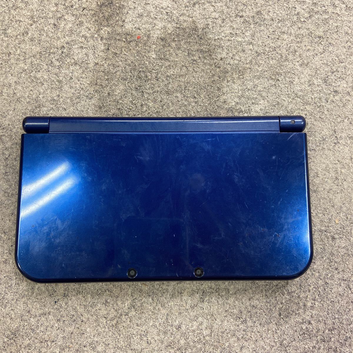 □【売り切り】Newニンテンドー3DS LL 任天堂 カセット付き充電器つき  