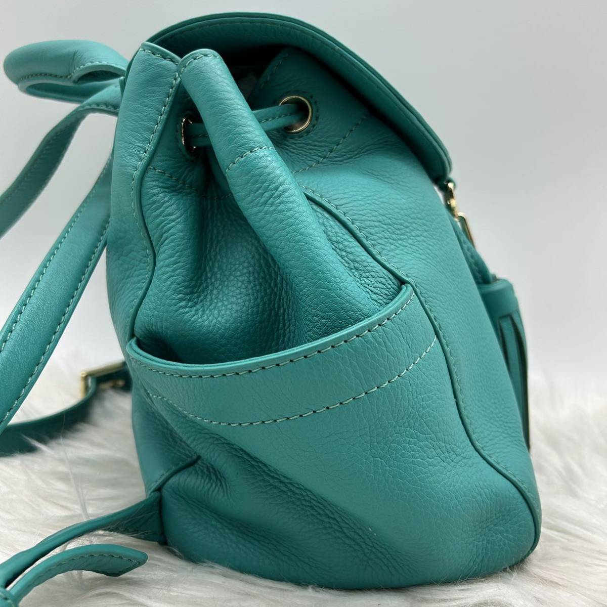 ☆希少カラー☆ トリーバーチ Tory Burch リュック リュックサック 