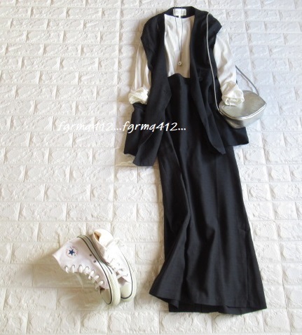 ユーズド★Chaco closet★秋 ロングベスト×ロングスカート2点セットアップ黒★3点以上落札で宅急便送料無料!平日15時まで決済当日発送可