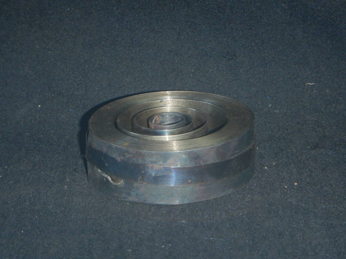 アンティーク 蓄音機 バネ 発条 MAINSPRING THE FISH BRAND スプリング コロンビアＢ 幅：約２．２５cm - ビンテージ メインスプリング蓄音機部品、オリジナル Main The 「Rocksmotion