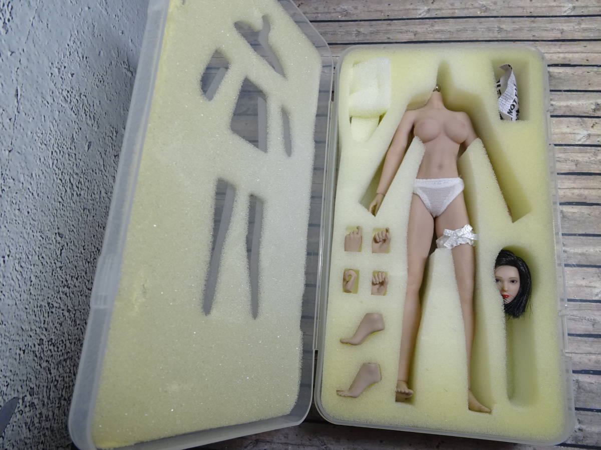 【ジャンク：現状渡し】TBLeague 1/12 スケール フィギュア 素体 シームレス ボディ 小麦色 PHMB2018-T01B