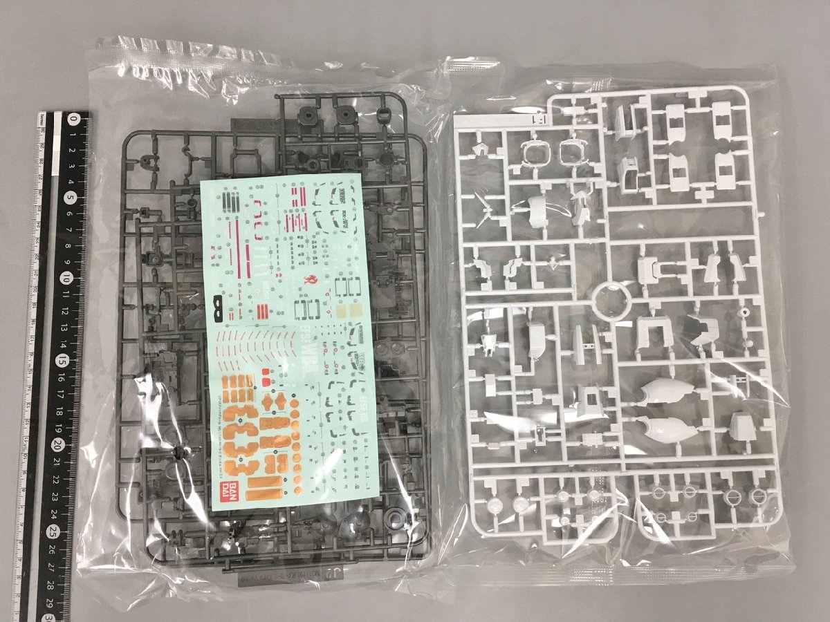バンダイ プラモデル MG ガンダムベース限定 RX-78-2 ガンダム Ver.3.0