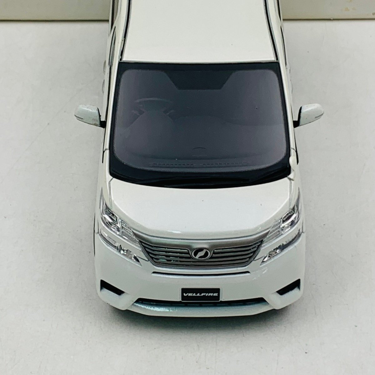 新品　プルバックカー　VELLFIRE HIACE WORKS 消防車　救急車他 新品 プルバックカー VELLFIRE HIACE WORKS 消防車 救急車他 【公式通販】