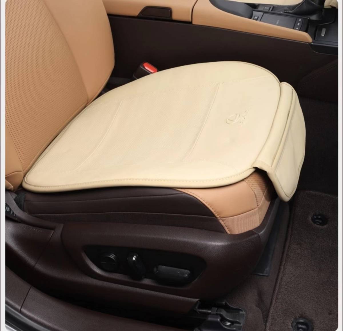 ナッパ革 レクサス 5D立体ロゴ シートクッション 座面クッション LS/LC/UX/NX/RX/RCF/ISF/IS/GS/ES/LX/SC 座布団 【1P】 レクサス シートクッション UX 座面クッション クッションの通販 シートクッション」の人気