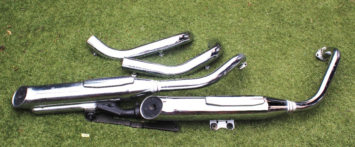 カワサキ　バルカン　純正　マフラー　新車取り外し　倉庫保管経過30年 カワサキ バルカンクラシック 純正マフラー バルカン400クラシック）by サイレンサー外し（カワサキ 200508バルカン400クラシック(VN400A-021)◇