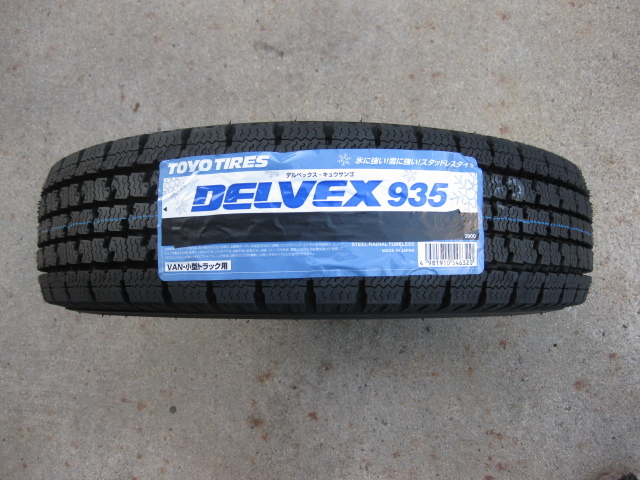送料込！数量限定特価 TOYO スタッドレス デルベックス 935 145/80R12 86/84N　145R12 8PR 互換品 日本製 新品 4本セット 軽トラック バン