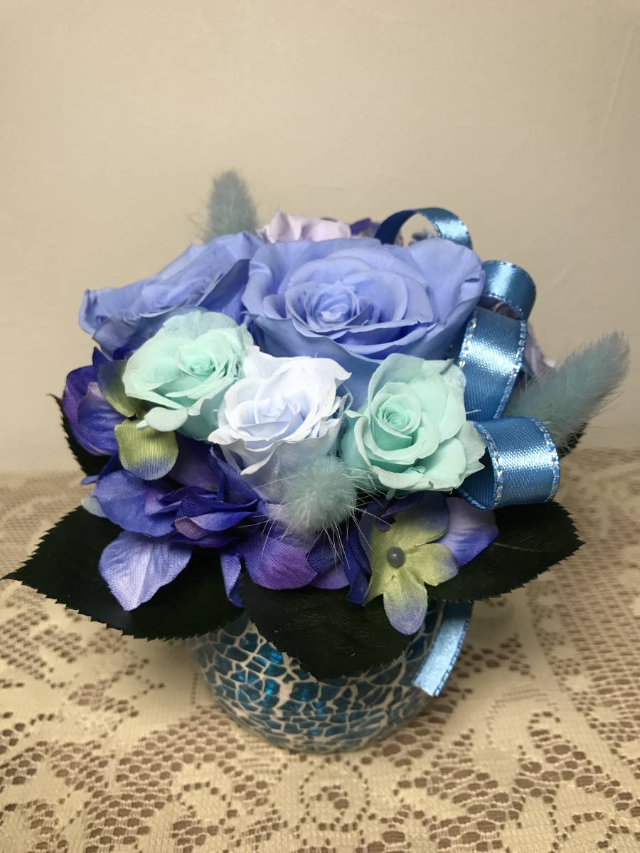 プリザーブドフラワー　ブルーローズ (^^♪