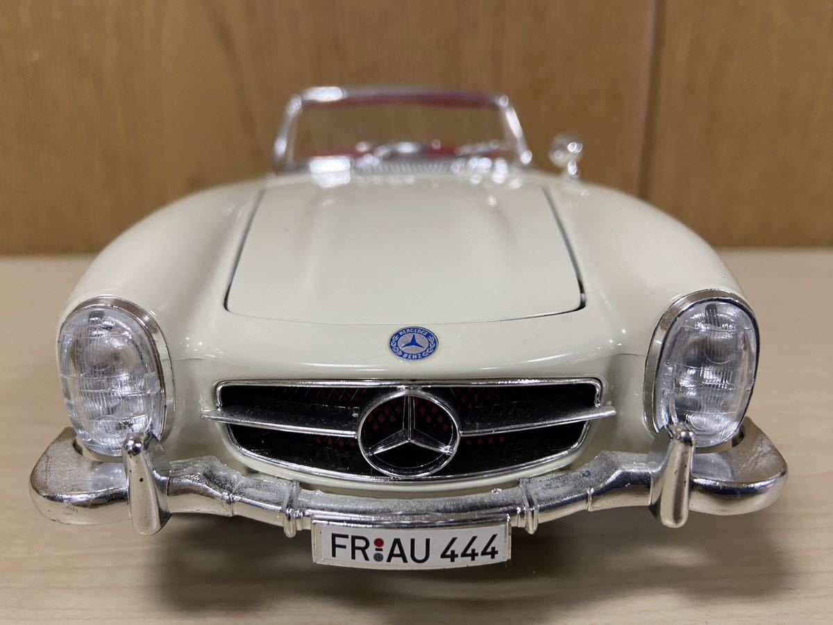 メルセデスベンツ 300SL 1/18スケール 1⁄18 300SL MINICHAMPS Bburago