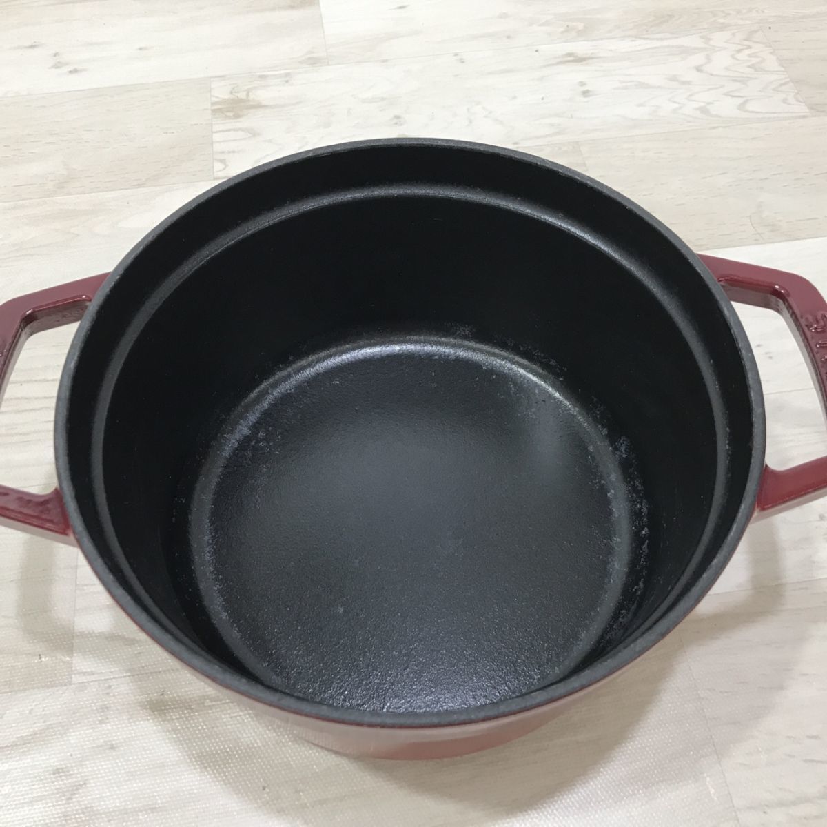 LA COCOTTE STAUB ココット ストウブ 両手鍋 鉄鍋 20 レッド[N7428