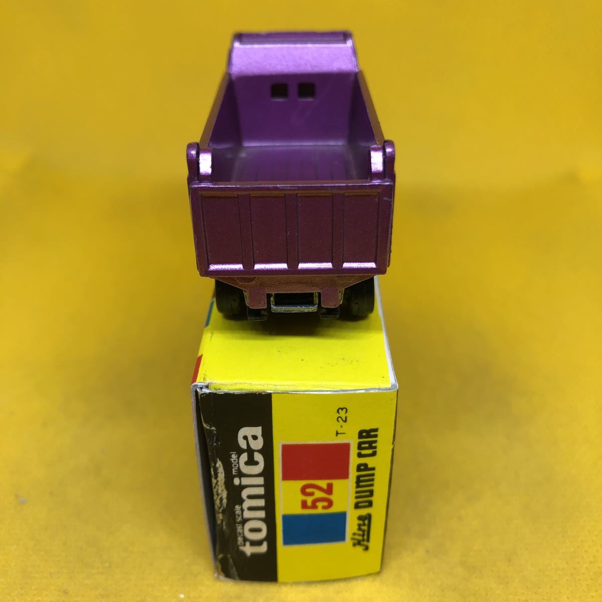 日本製 トミカ 日野 トミカ　日本製　黒箱　52 日野　ダンプカー　当時物　絶版　③