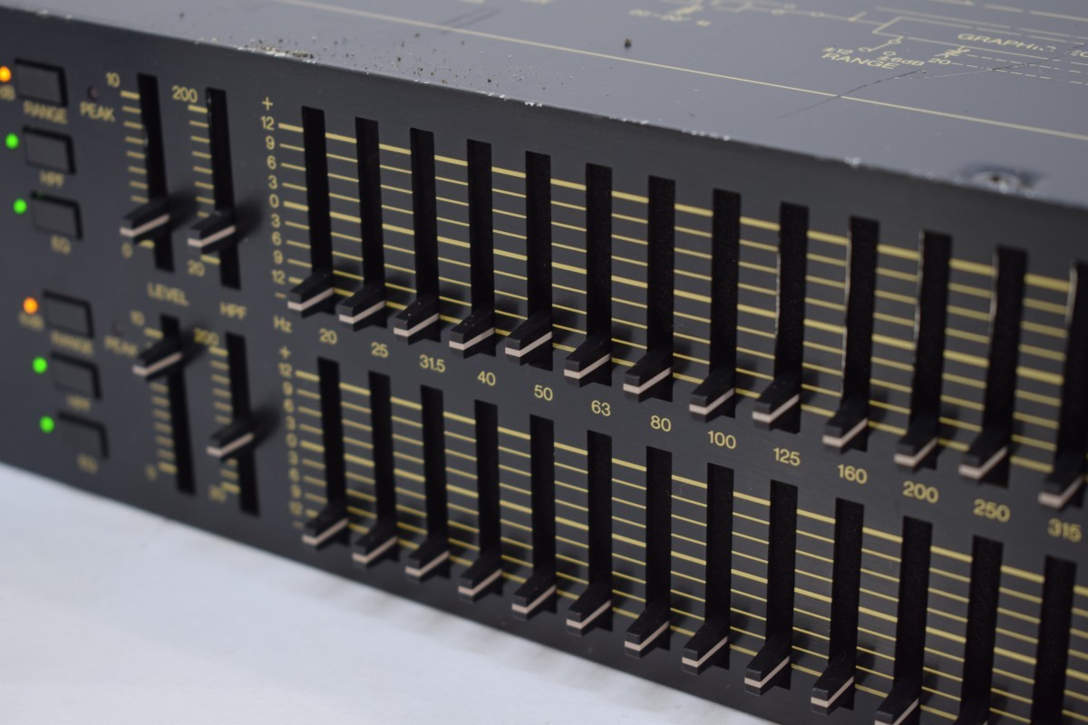 C】YAMAHA Q2031A グラフィックイコライザー ヤマハ 107334 YAMAHA