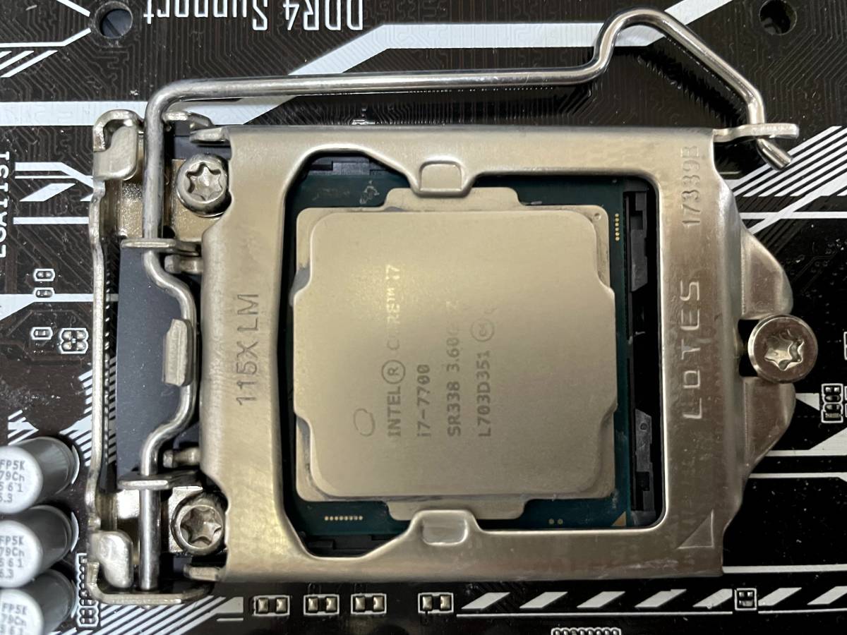 Core i7-7700、ASUS ATXマザーボード PRIME H270-PRO、Crucial DDR4