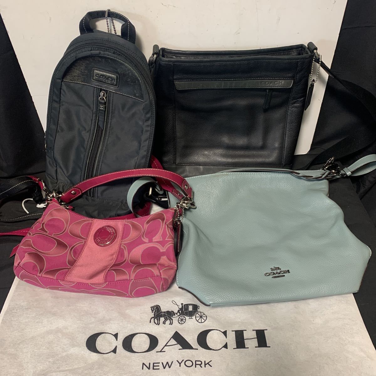 COACH コーチ バッグ 鞄 4個 セット まとめ ハンドバッグ ショルダーバッグ 肩掛け チャーム付き 保存袋有り メンズ レディース 
