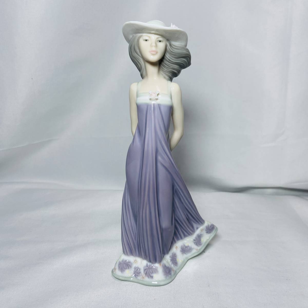 LLADRO リヤドロ リヤドロ少女スーザン L625 インテリア リアドロ