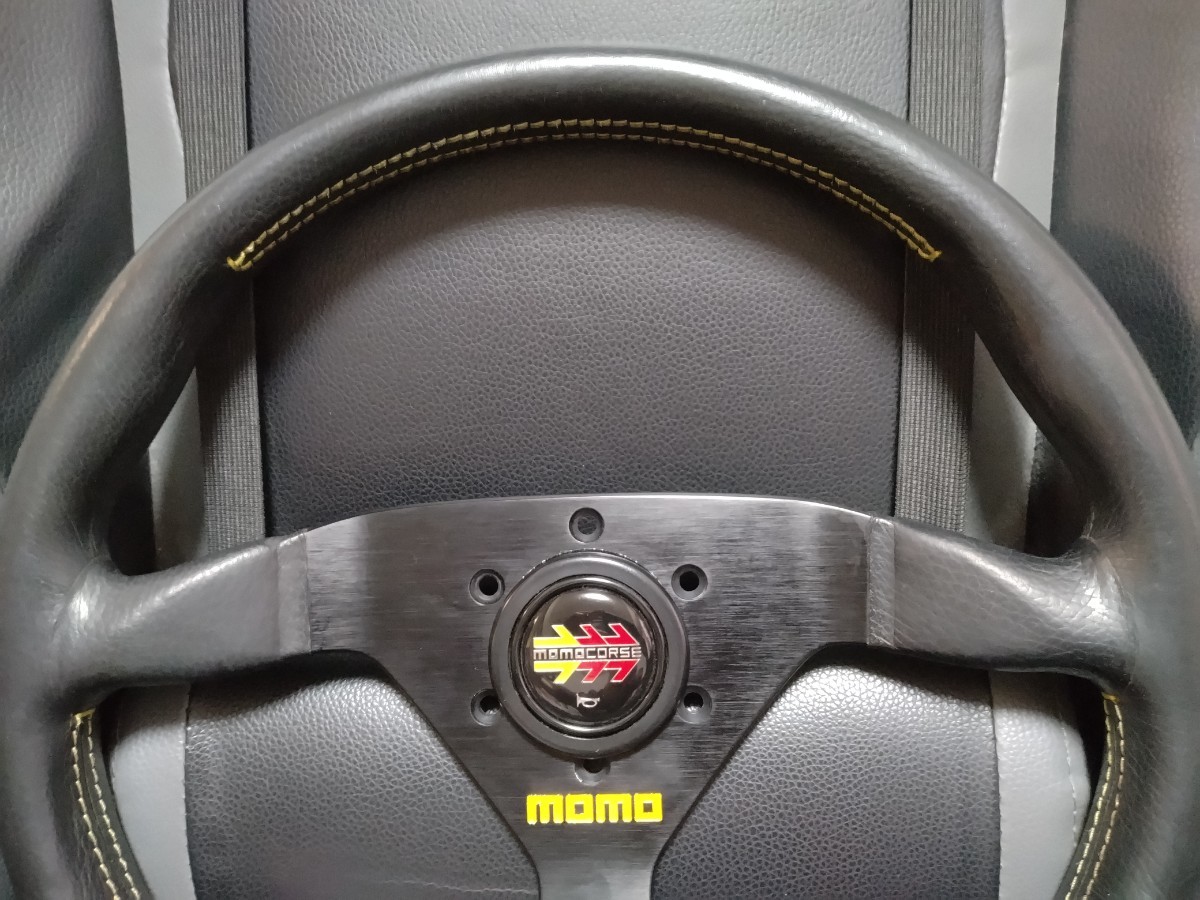 Millenium Sport Steering Wheel momo(モモ)のステアリングの口コミ