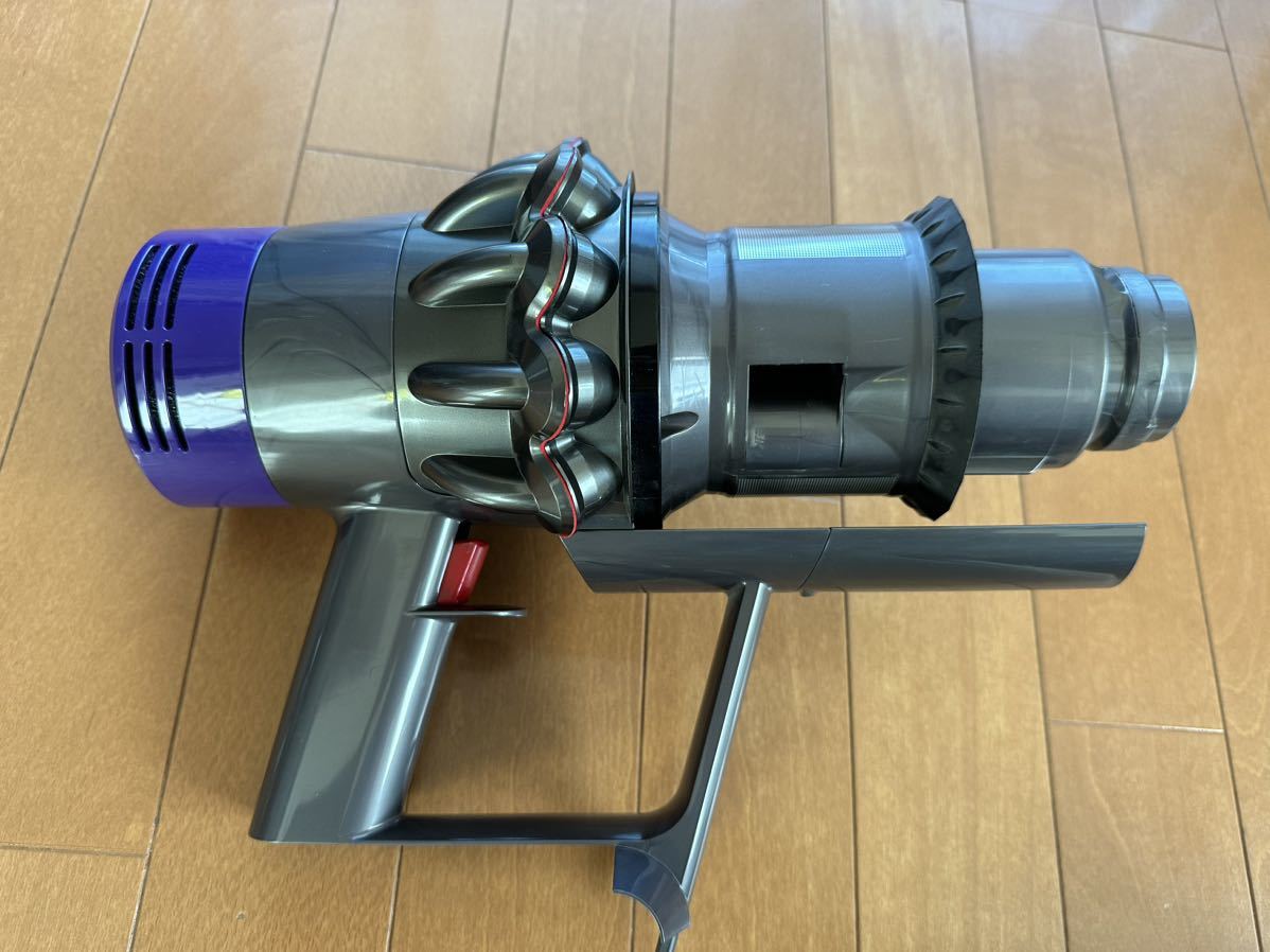 Dyson V10 Fluffy SV12 サイクロン式 コードレス掃除機 ジャンク　ダイソン V10 Dyson Cyclone SV12FF Fluffy+ LF)」の人気商品一覧・価格