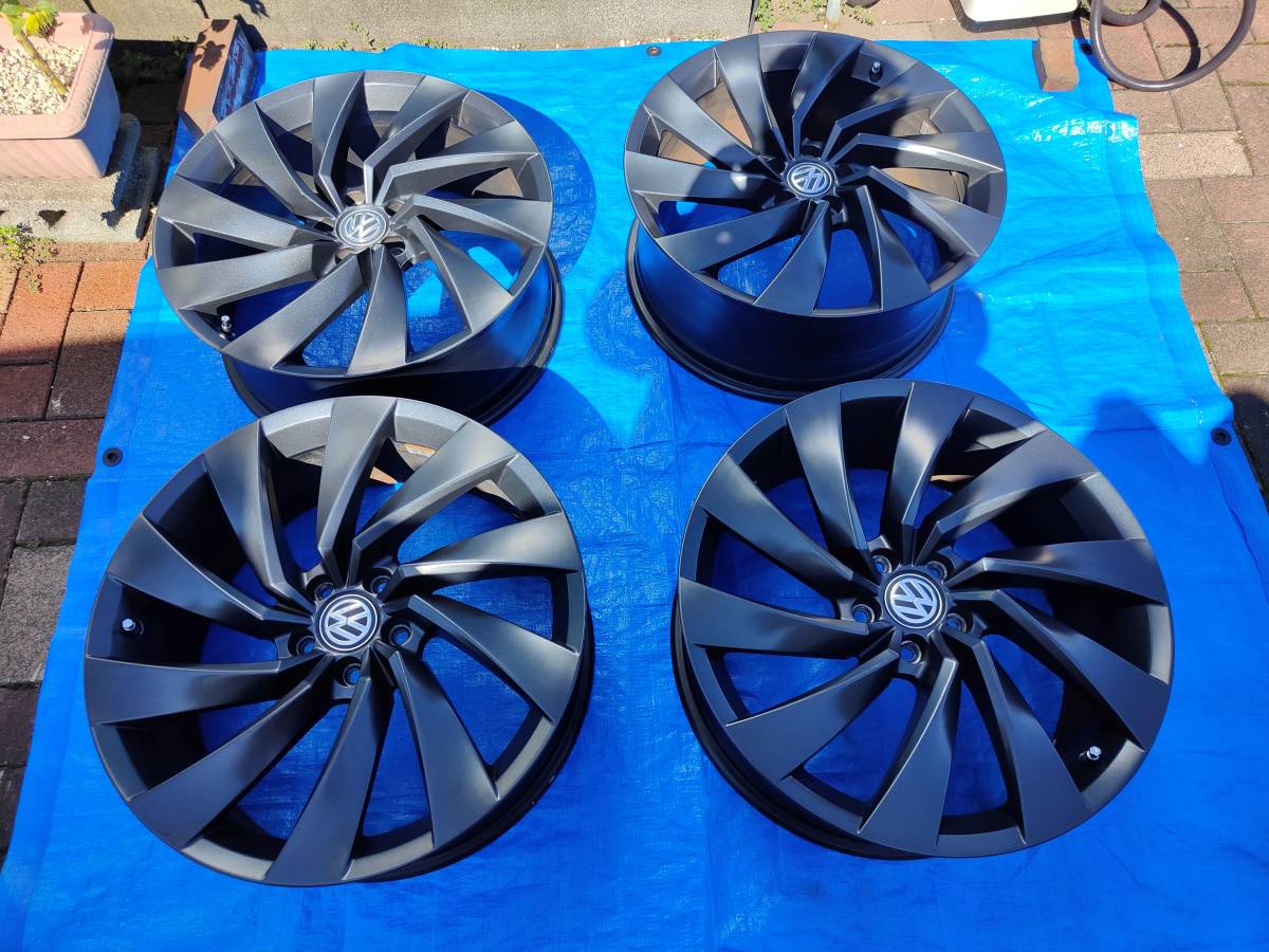 フォルクスワーゲン アルテオンR-Line 20インチ純正ホイール