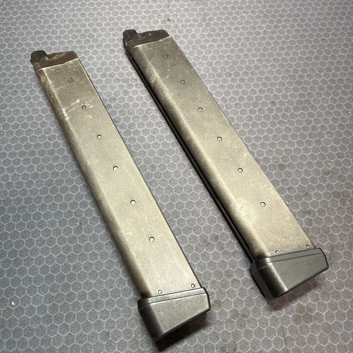 東京マルイ　グロック　ガスブローバック　マガジン　２本