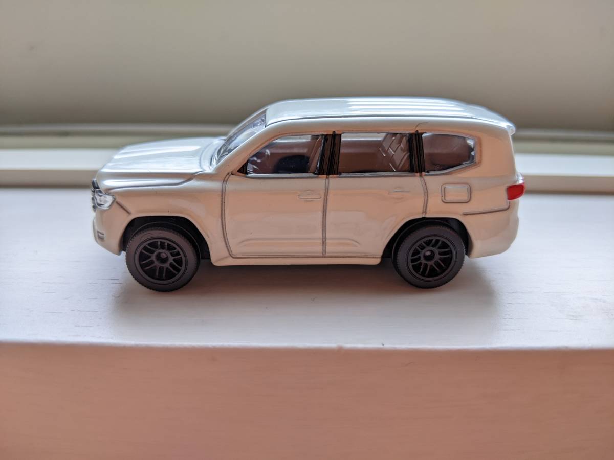 トミカ No.38 トヨタ ランドクルーザー カスタム 改造 Toyota LAND 