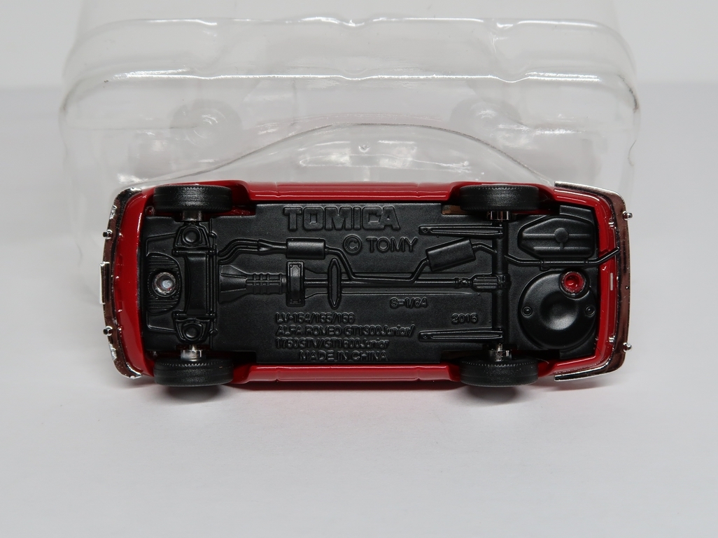 □□□トミカリミテッドヴィンテージ LV-155a アルファロメオ 1750 GTV