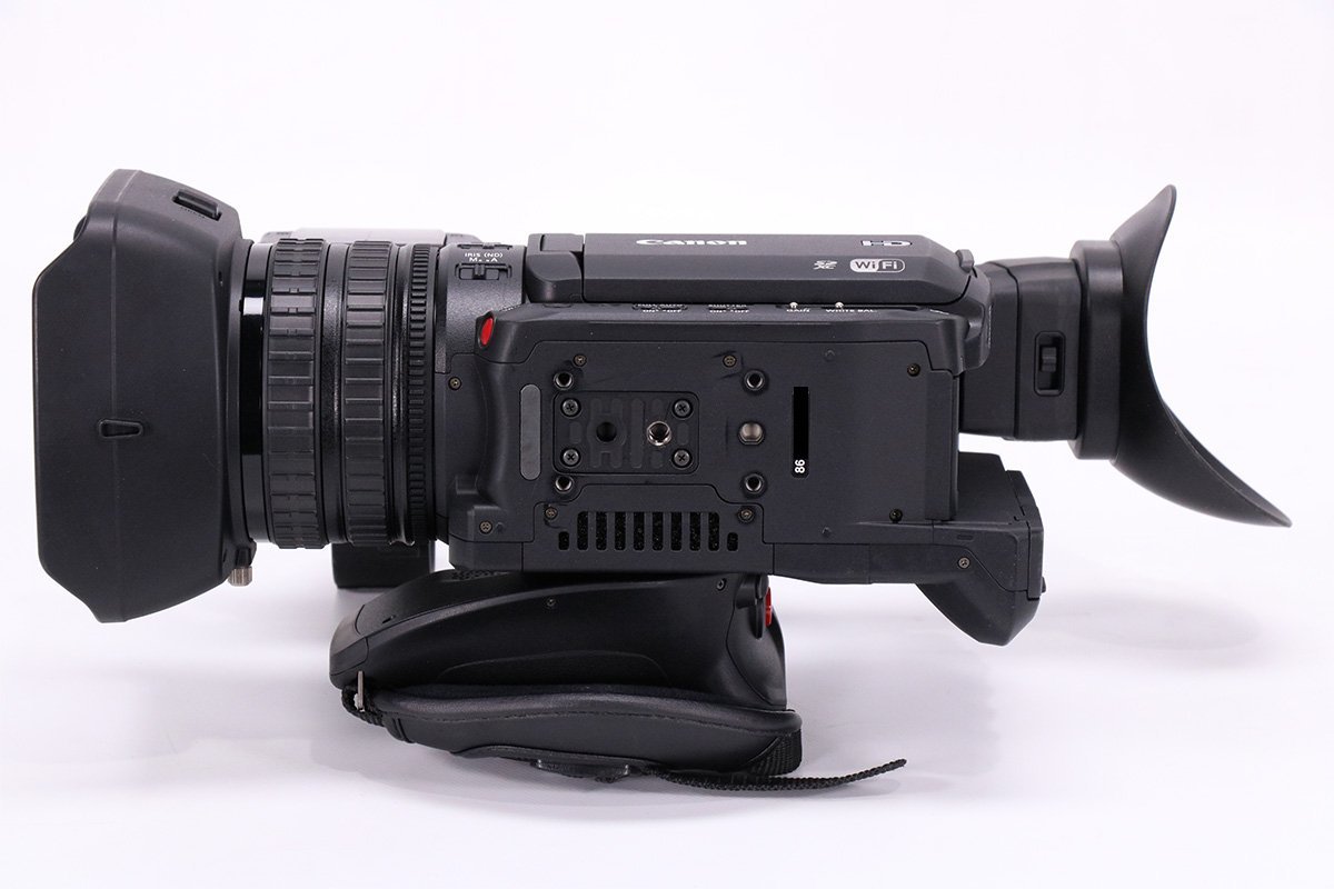 アワーメーター33hの CANON XF205 業務用デジタルビデオカメラ