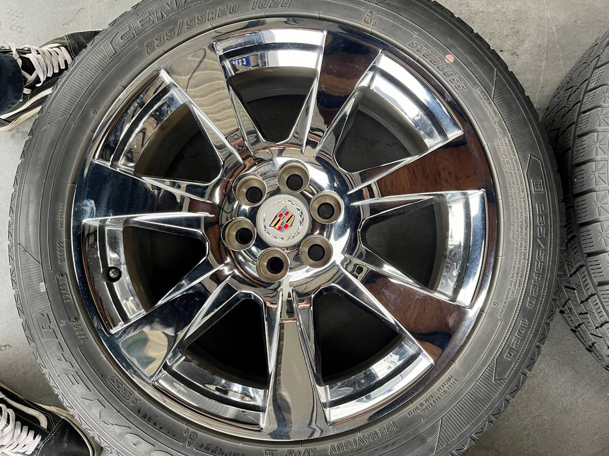 キャデラックSRX 純正アルミホイール スタッドレスタイヤ付き の入札 