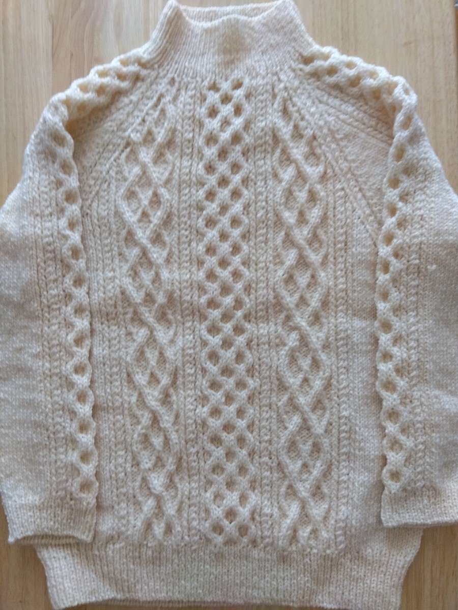送料無料　手編みハイネックセーター（国産糸使用）