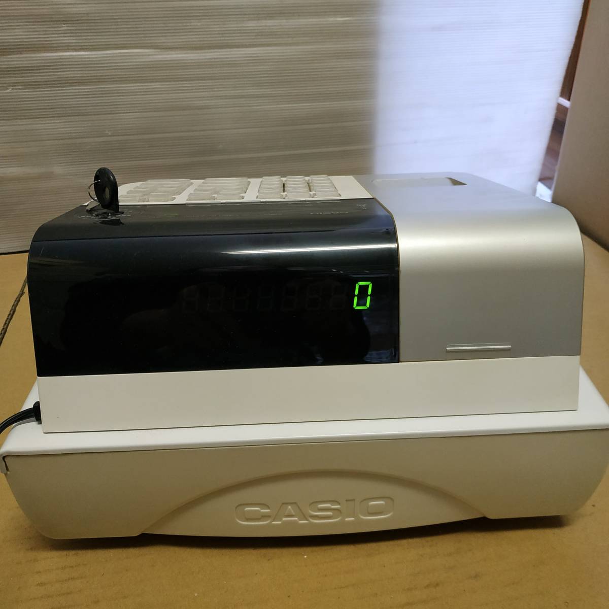 の*ぞ様 CASIO SE-S10 ホワイト レジスター　レシート20巻付き CASIO SE-S10 デジタルレジスタ ホワイト の*ぞ様 CASIO SE-S10