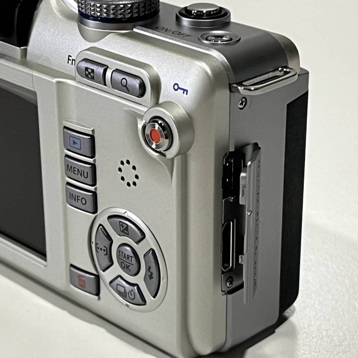 ★美品★OLYMPUS オリンパス PEN E-PL1 ボディ #22588 PEN オリンパス E-PL1 美品 シャンパン E-PL1⭐️ボディ⭐️オリンパス