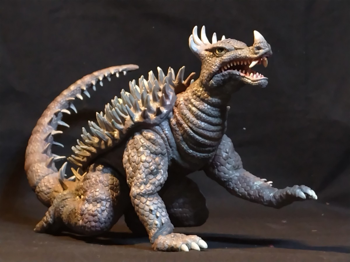 怪獣総進撃２代目アンギラス・ソフビ完成品
