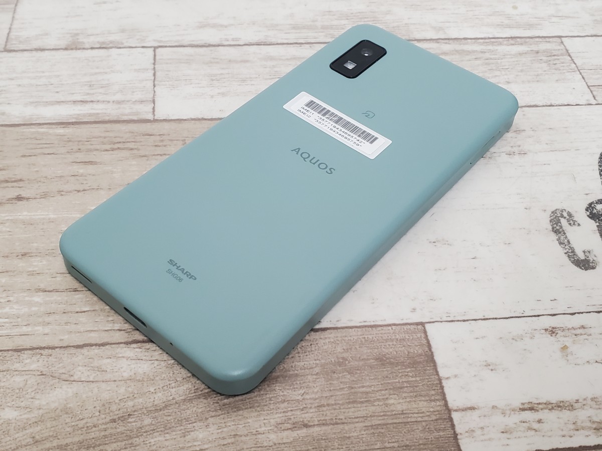 SIMロック解除済】SHARP AQUOS wish SHG06/64GB SHARP AQUOS Wish