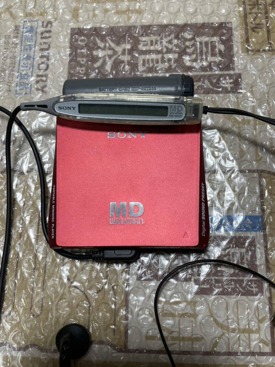 お買い得，格安 WALKMAN SONY ウォークマン カセットプレーヤー ソニー カセットレコーダー レッド(再生専用)｜売買されたオークション情報、yahooの商品情報をアーカイブ公開 - オークファン 再生専用