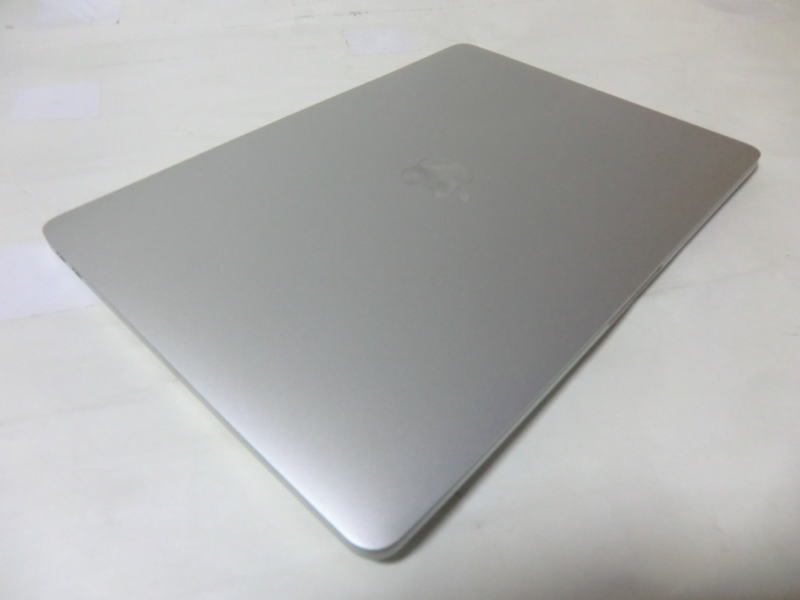 ☆Apple MacBook Pro 13インチ 2017 Two Thunderbolt 3 ports☆ A1708