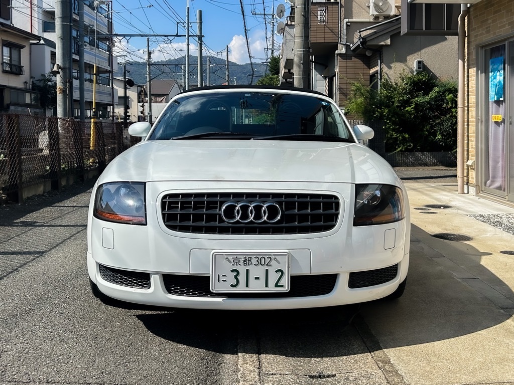 アウディTTロードスター 売り切り！電動オープン！エンジン良好