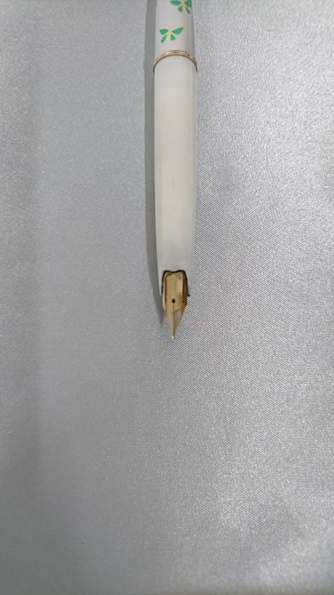 プラチナ 14K 14金 万年筆 ショート チョウ柄 蝶 赤 細字 プラチナ