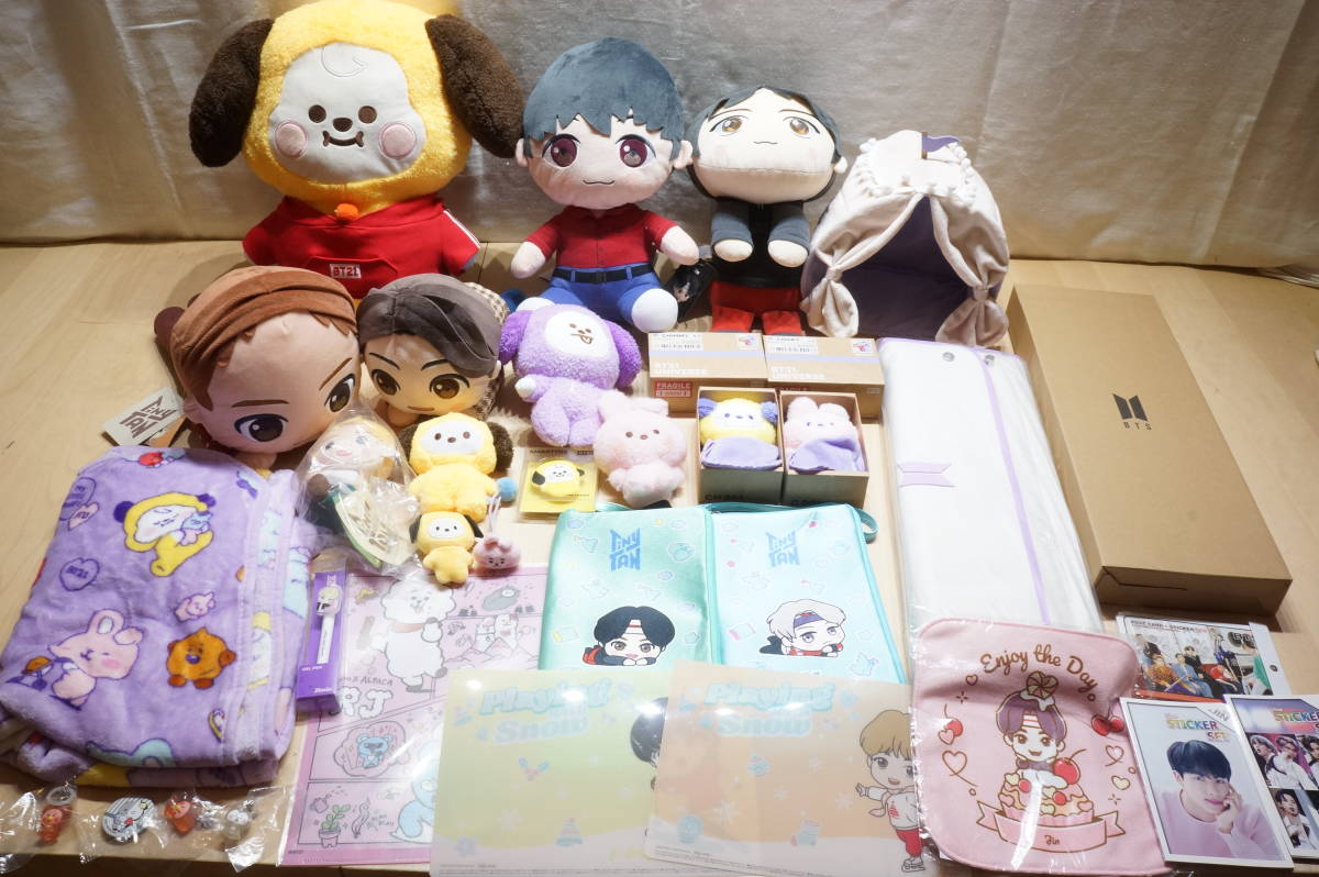 Z431Z】大量 約5㎏ BTS グッズ まとめ売り BT21/TinyTAN/ぬいぐるみ 