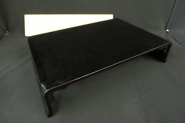 新作登場，安い W613 輪島塗 黒塗透かし彫平卓花台 幅46cm 香炉台 飾台 盆栽台 盆石台 花器 茶道具 華道具 木箱付/140(木工、竹工芸)｜売買されたオークション情報、yahooの商品情報をアーカイブ公開 - オークフ 木工、竹工芸