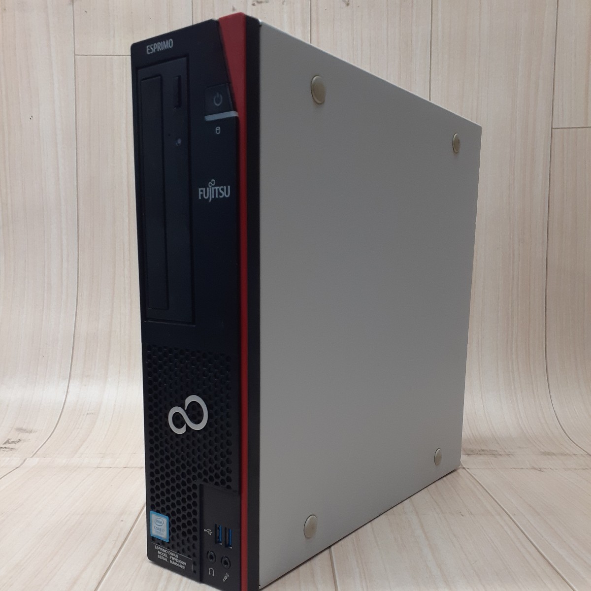 FUJITSU FMVD33001 ESPRIMO D587/S 第7世代 Core i7 7700 3.60GHz