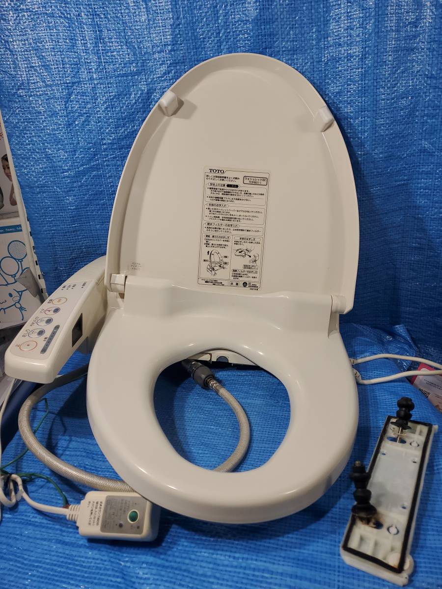 ★upcj TOTO ウォシュレット SC 温水洗浄便座 TCF6011 シャワートイレ 取付ベース付き 動作確認済み1