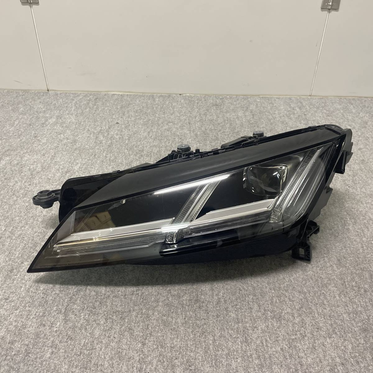 5pK1600◇Audi アウディ TT 8S ヘッド ライト ランプ 左 L 